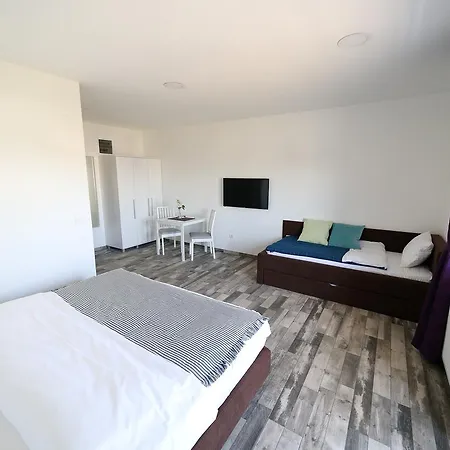 Pensjonat & Restaurant Tekovina