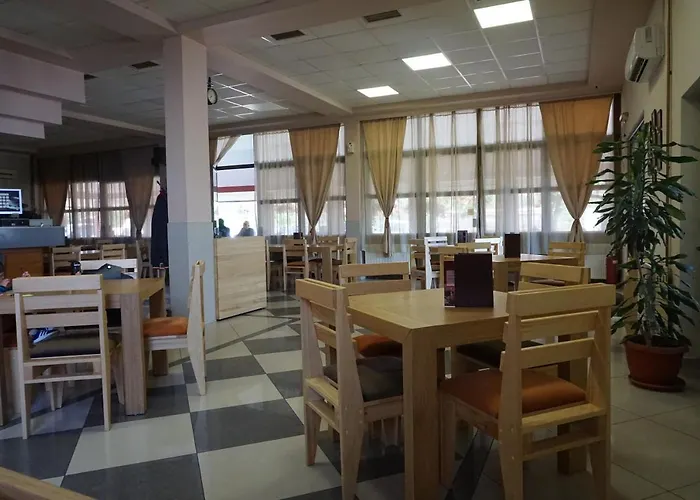 & Restaurant Tekovina Pensiune 4*