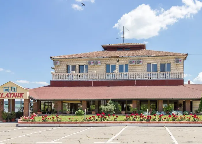 & Restaurant Tekovina Pensiune