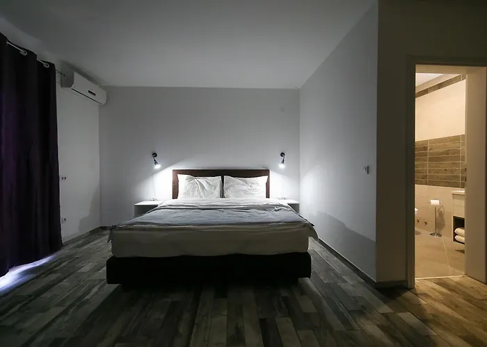 Pensiune & Restaurant Tekovina Semendria