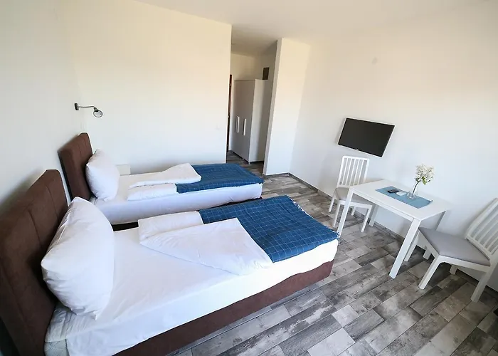 & Restaurant Tekovina 4*