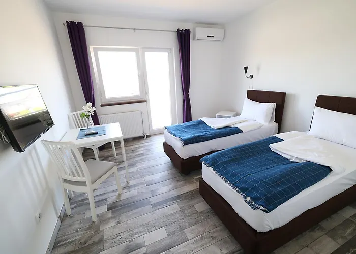 & Restaurant Tekovina 4*