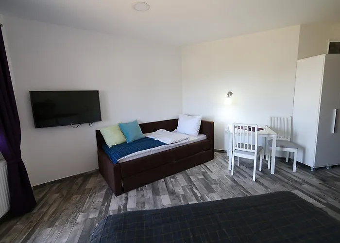 & Restaurant Tekovina 4*